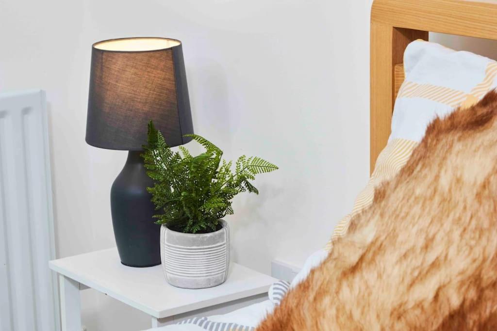 Dellehomes- Free Parking, Wfh, Family-Friendly Manchester Kültér fotó