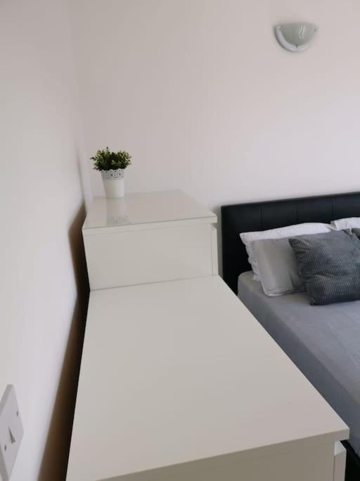 Dellehomes- Free Parking, Wfh, Family-Friendly Manchester Kültér fotó