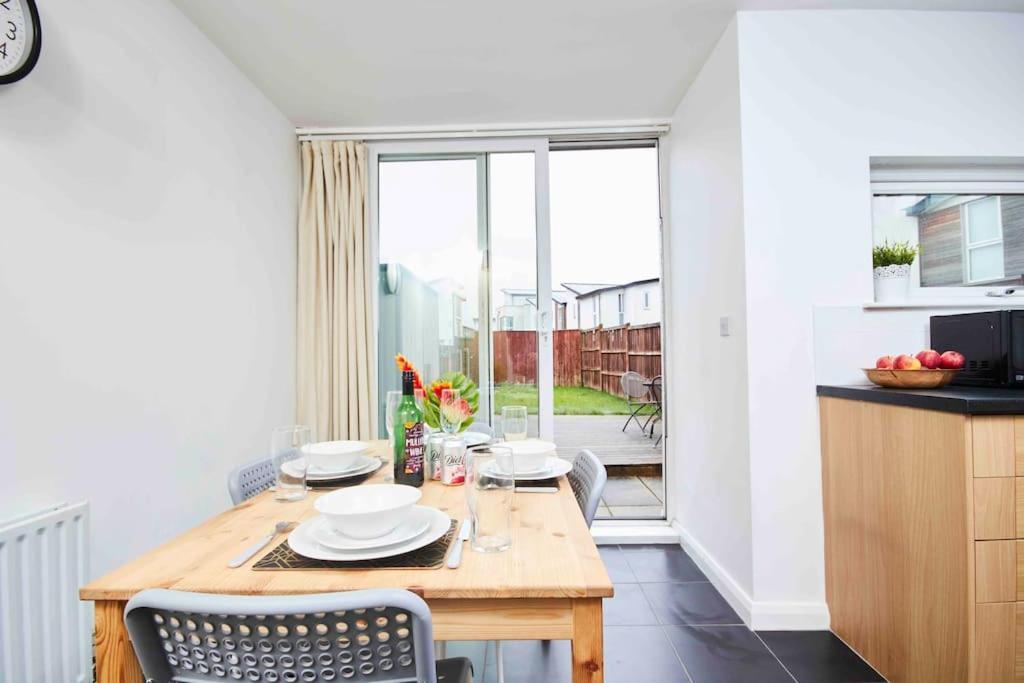 Dellehomes- Free Parking, Wfh, Family-Friendly Manchester Kültér fotó