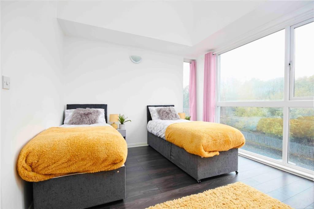 Dellehomes- Free Parking, Wfh, Family-Friendly Manchester Kültér fotó